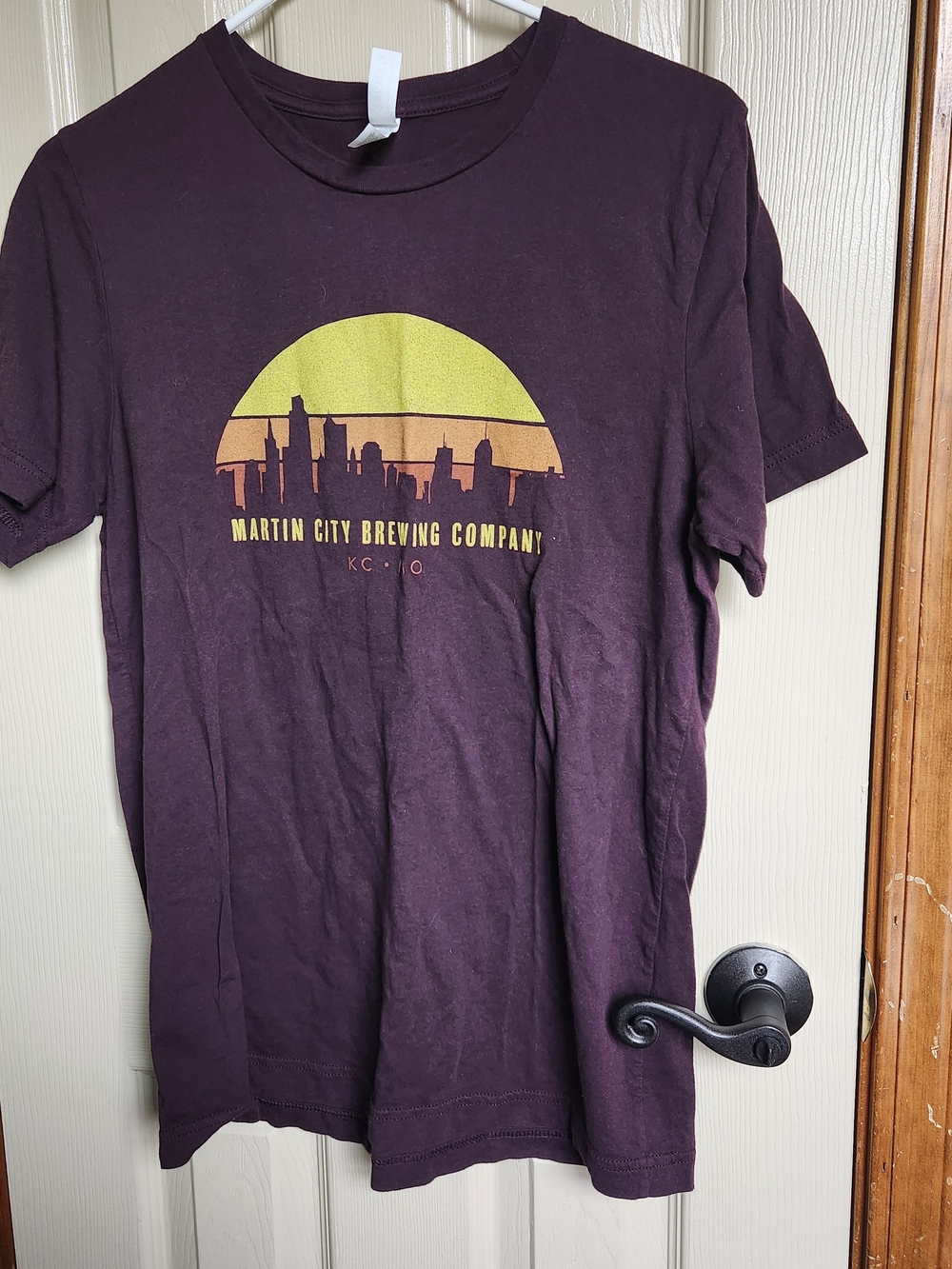 Unisex MARTIN CITY BREWERY tshirt Sz M Kansas City, MO Eggplant Plum